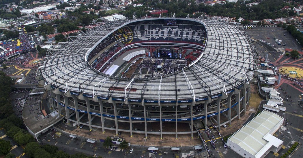 soccer stadium mexico city